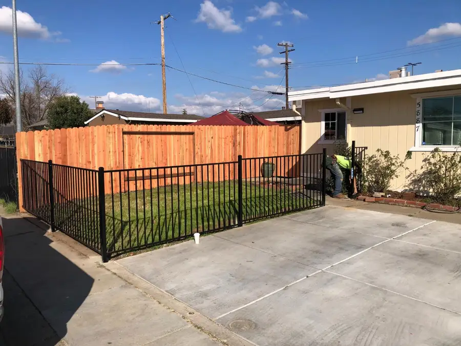 5887 Kelly Way, Sacramento, CA 95824 - #2