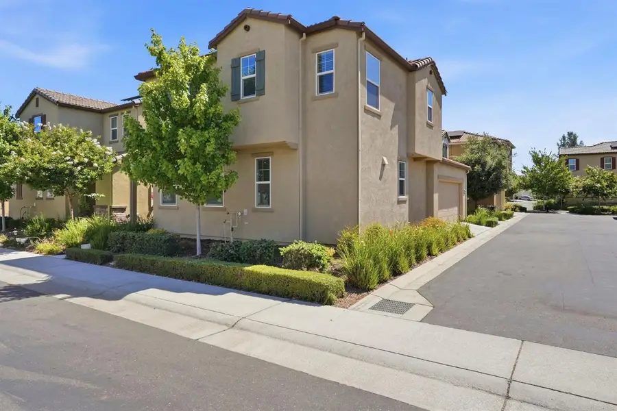 9911 Del Surf Lane, Elk Grove, CA 95757 - #2