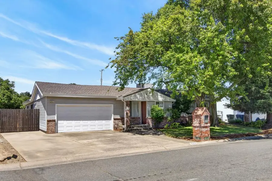 8537 Sheraton Drive, Fair Oaks, CA 95628 - #2