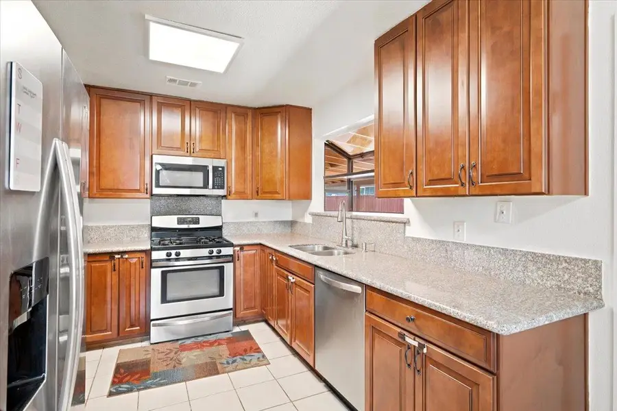 6109 6109 Hermosa St, Sacramento, CA 95822 - #3
