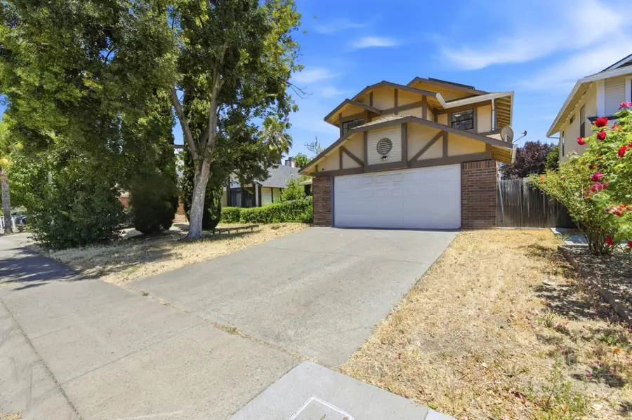 8467 Carlin Avenue, Sacramento, CA 95823 - #3