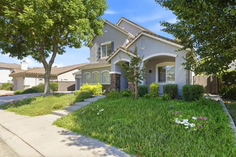 9728 Country Falls Lane, Elk Grove, CA 95757 - #3