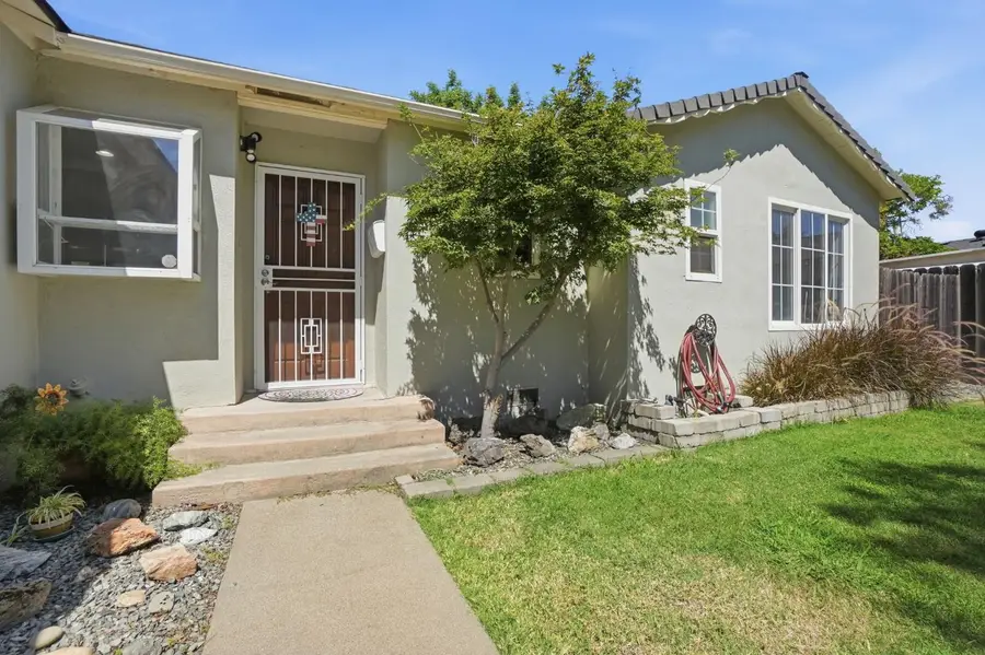 2313 Jasmin Avenue, Modesto, CA 95350 - #3
