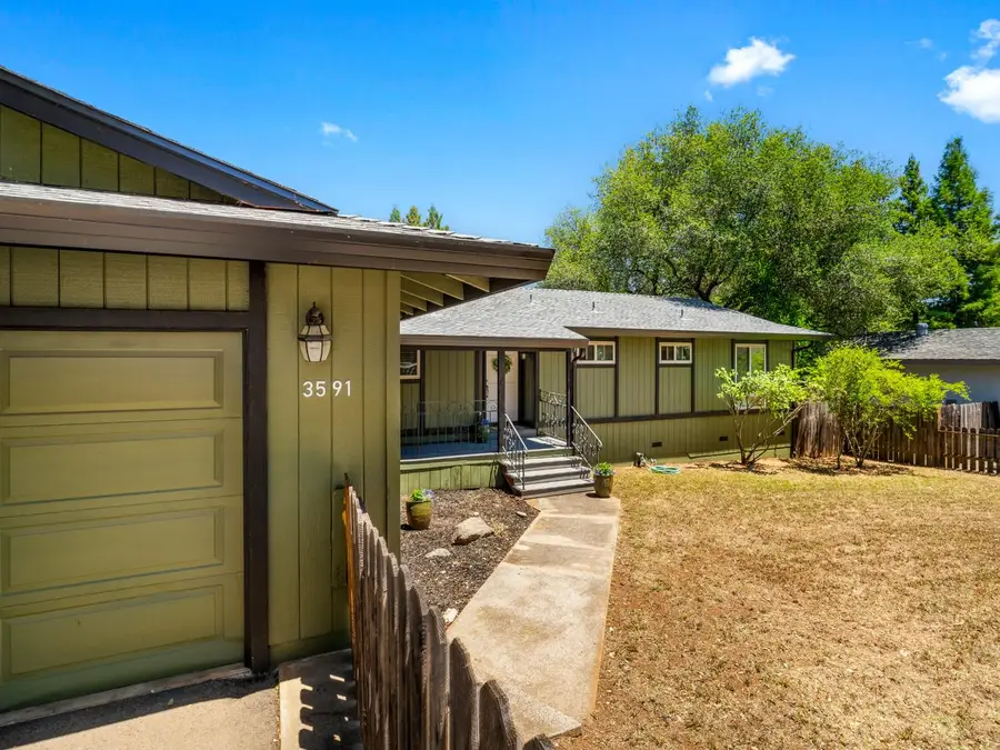 3591 Cambridge Road, Cameron Park, CA 95682 - #2
