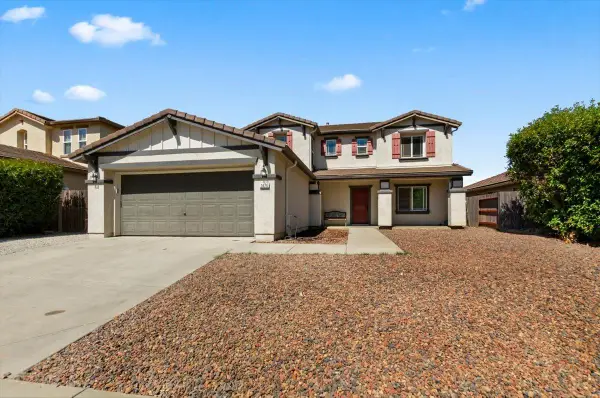 1474 Paddington Way, Plumas Lake, CA 95961