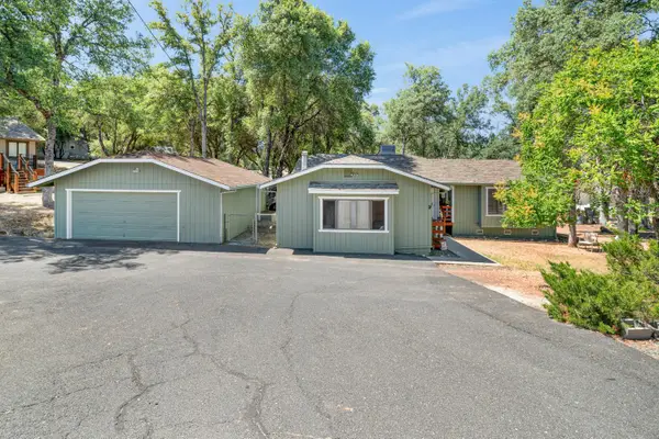 21014 Ferretti Road, Groveland, CA 95321