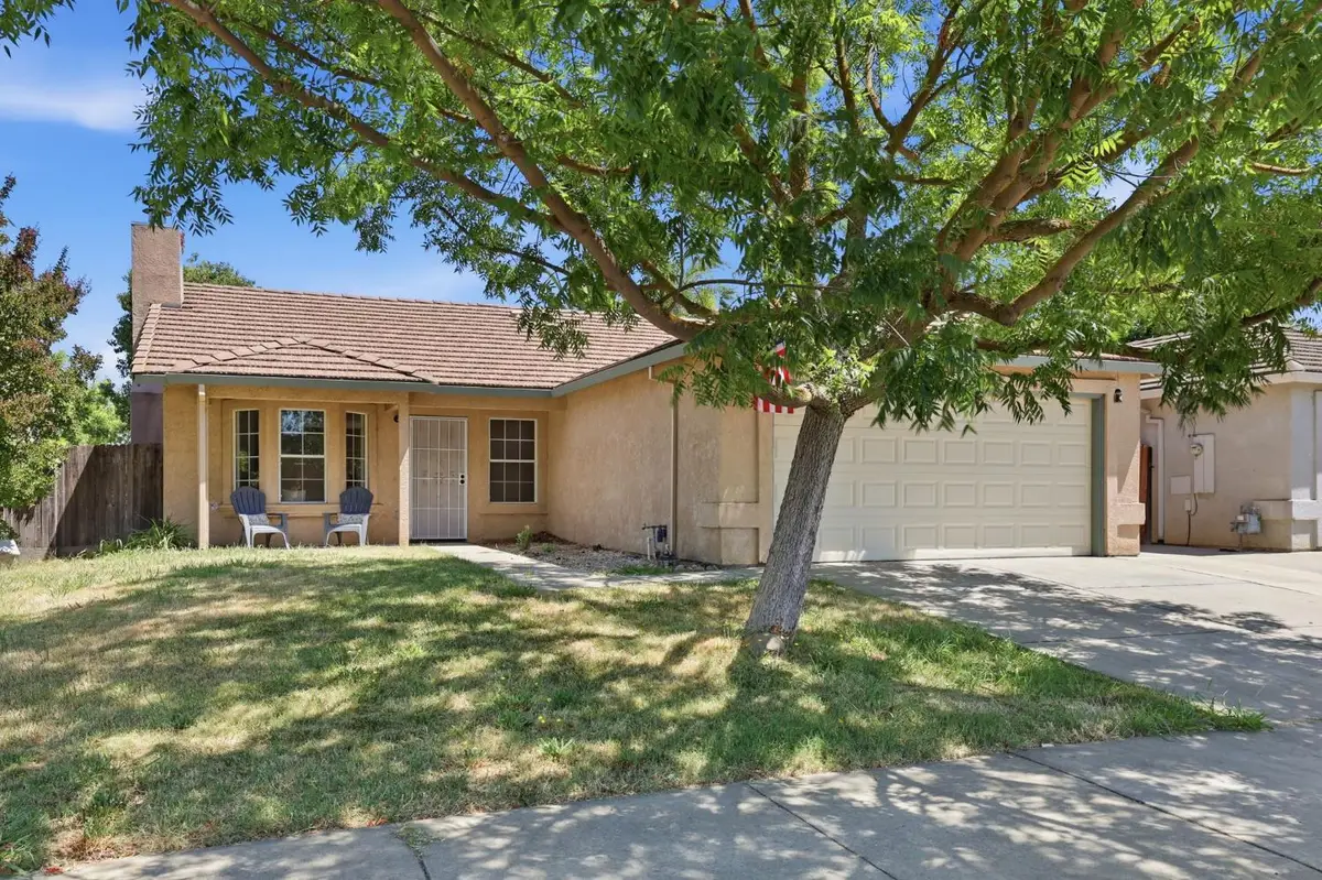 1193 Chelsham Avenue, Galt, CA 95632 - #1