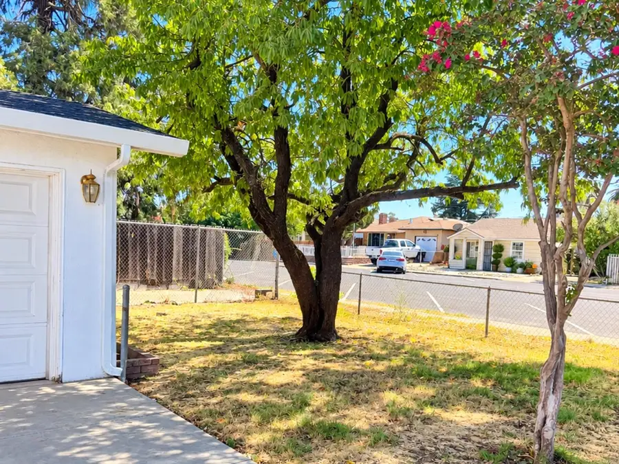 6948 2nd Street, Riverbank, CA 95367 - #2