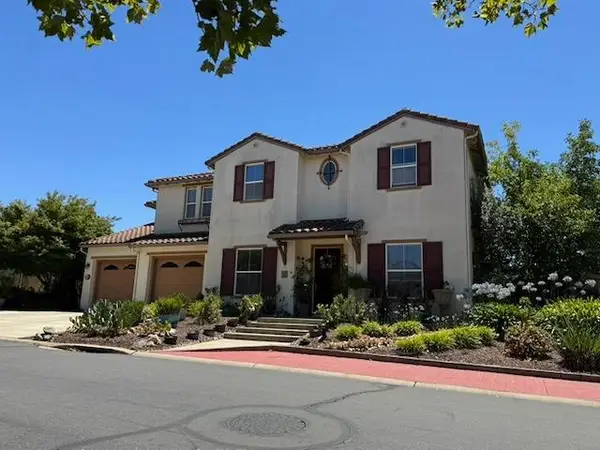 9245 Pinehurst Drive, Roseville, CA 95747