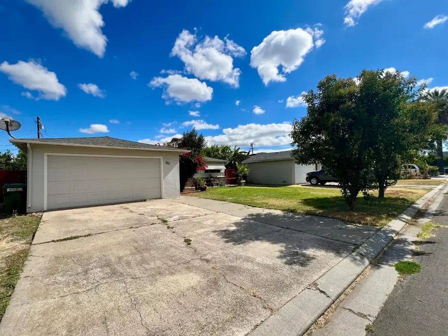 2101 Parr Avenue, Modesto, CA 95358 - #2