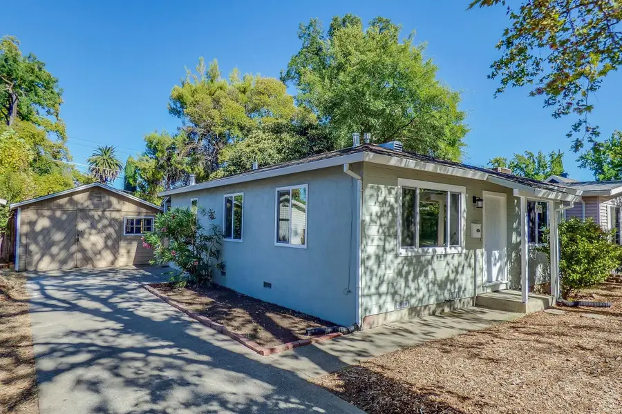 4517 53rd Street, Sacramento, CA 95820 - #3