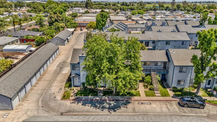 445 Almond Drive #139, Lodi, CA 95240 - #2
