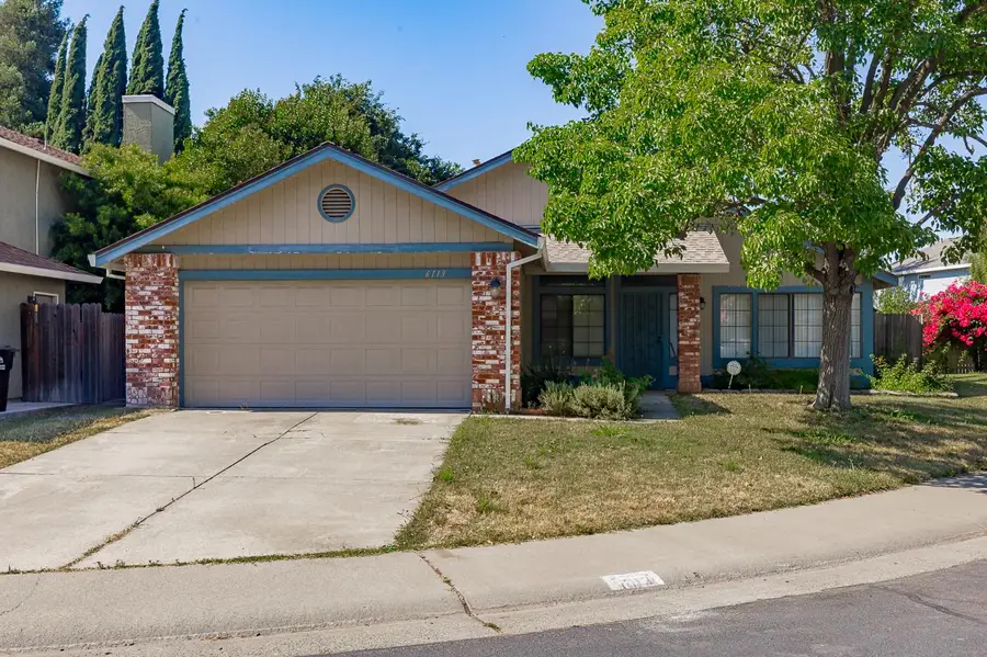 6113 Wolf Creek Court, Elk Grove, CA 95758 - #2
