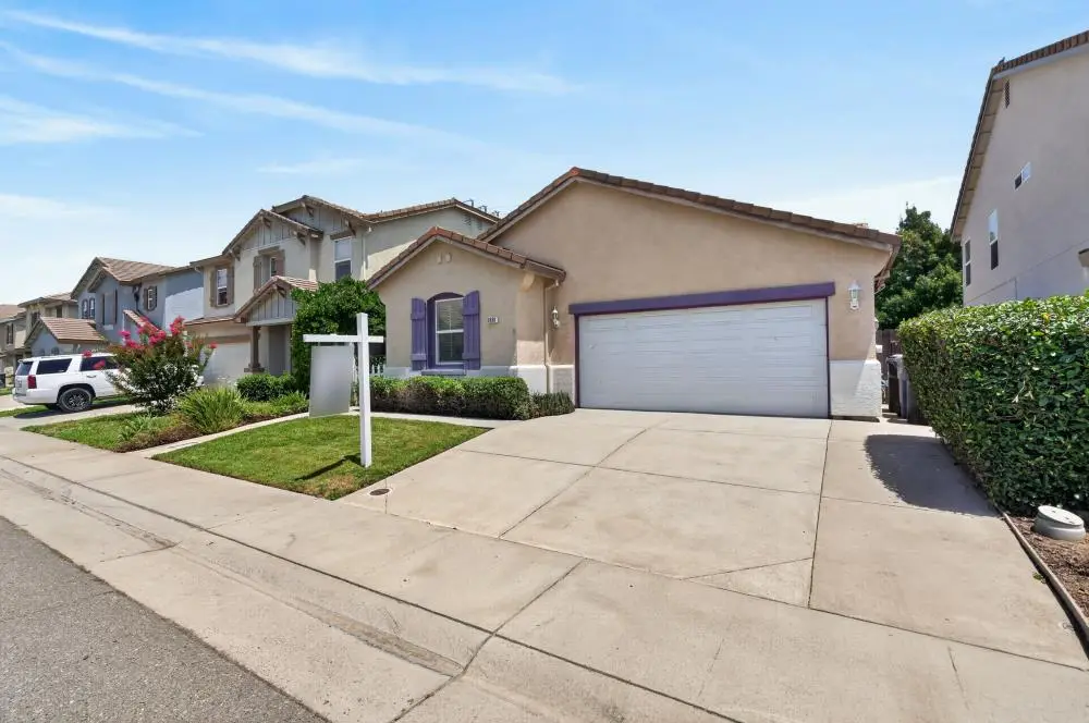 8888 Billfish Way, Sacramento, CA 95828 - #1