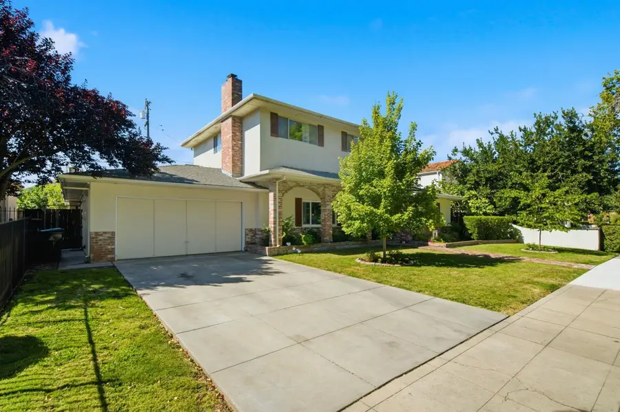 36 W Pine Street, Stockton, CA 95204 - #2