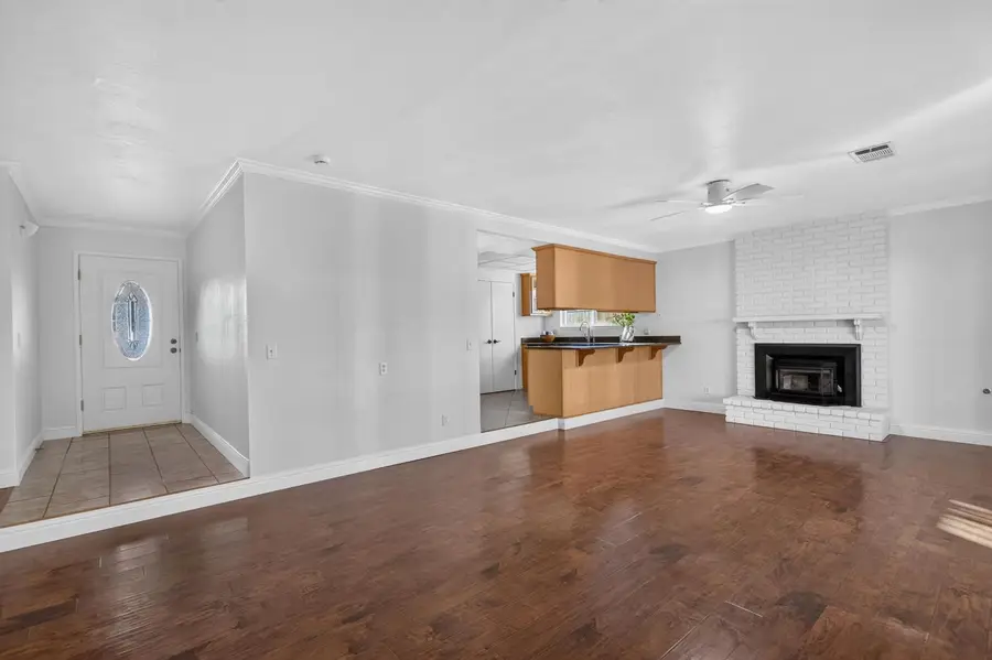 1542 Greenwood Way, Los Banos, CA 93635 - #3