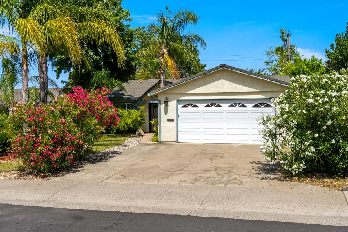 5830 Woodleigh Drive, Carmichael, CA 95608 - #1