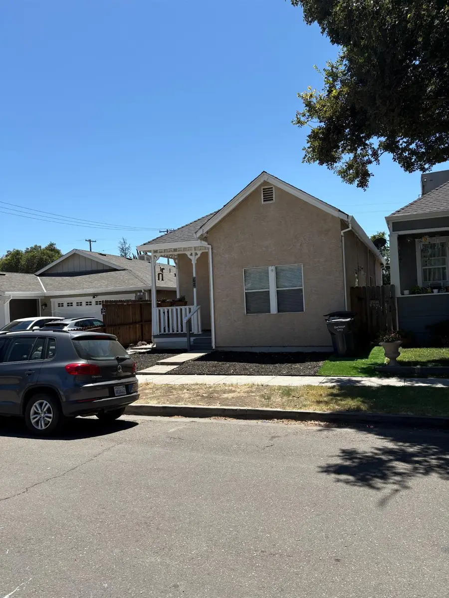 60 W 8th Street, Tracy, CA 95376 - #2