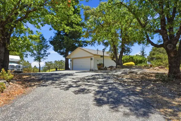 21440 Meadow Oaks Lane, Colfax, CA 95713