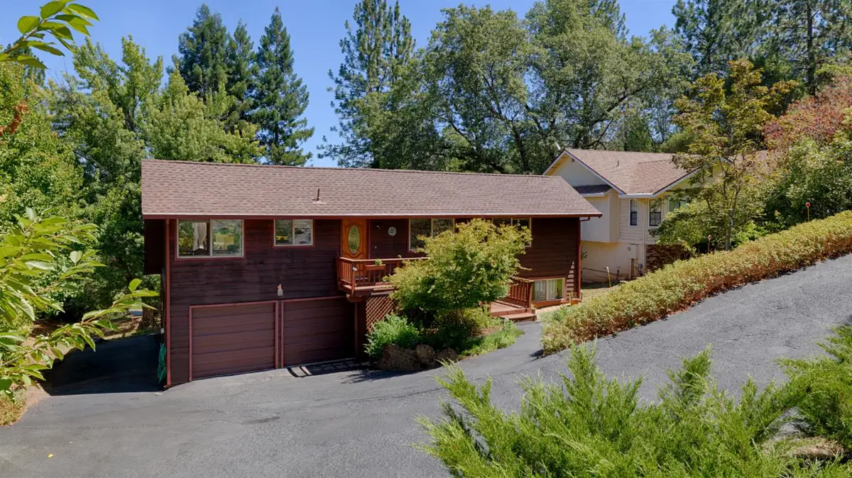 11090 Lakeshore North, Auburn, CA 95602 - #1