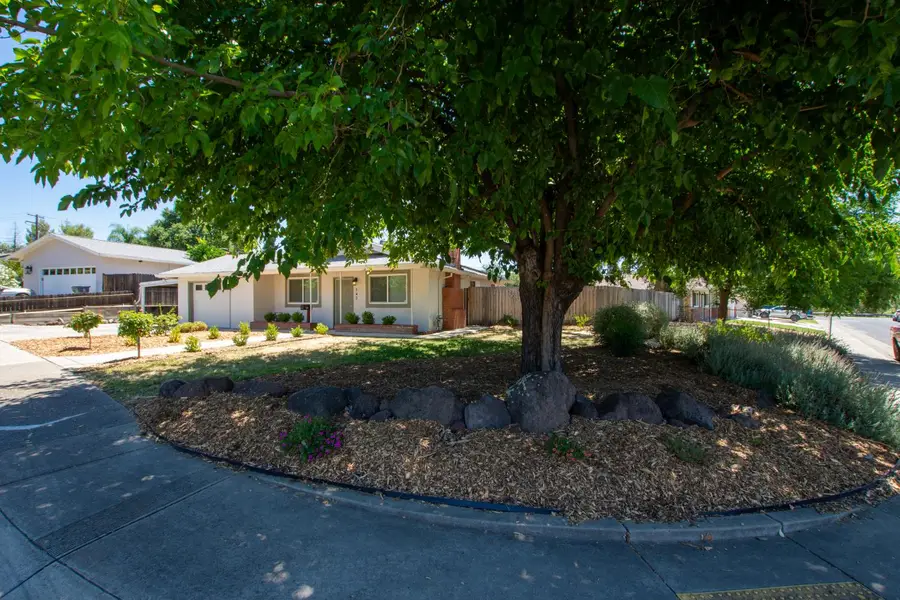 142 Penaranda Drive, Folsom, CA 95630 - #3