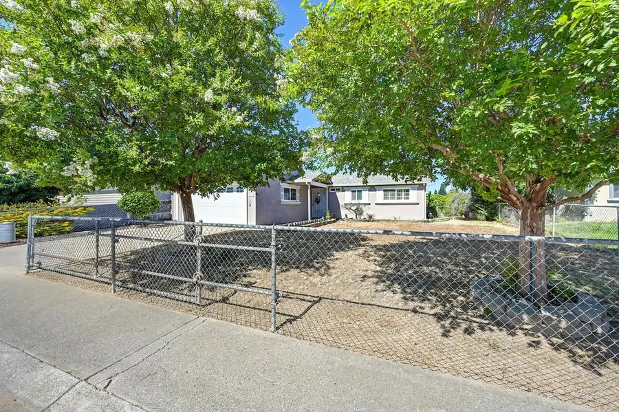5350 Aspen Way, Olivehurst, CA 95961 - #3