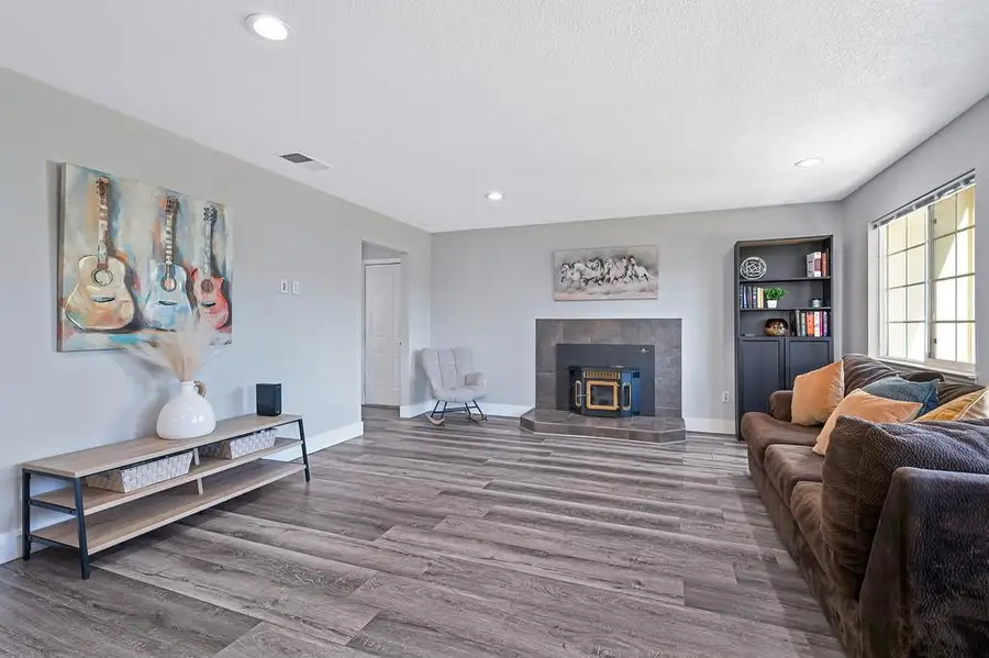 3940 Los Santos Drive, Cameron Park, CA 95682 - #2