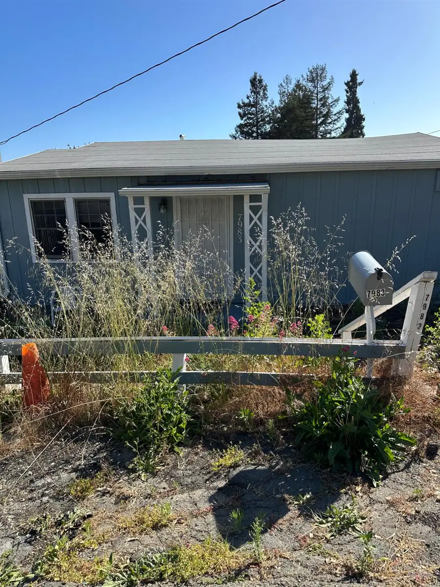 7983 Michigan Ave, Oakland, CA 94605 - #2