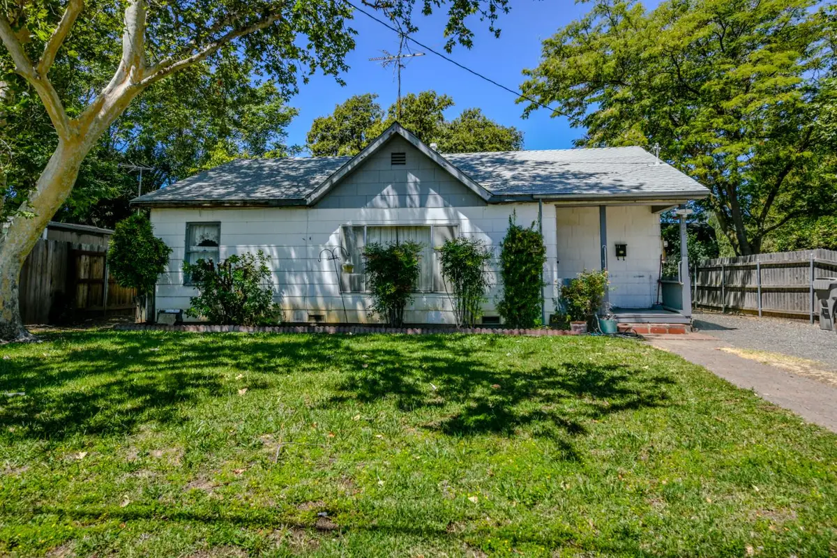 135 Freeman Street, Woodland, CA 95695 - #1