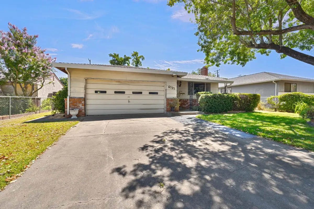 6737 21st Street, Sacramento, CA 95822 - #1