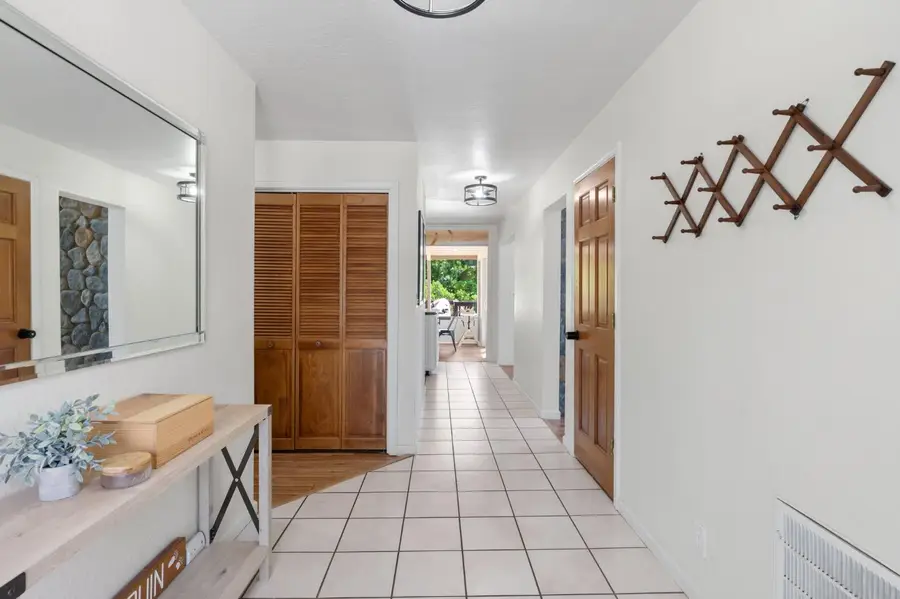 1845 Kit Carson Circle, Arnold, CA 95223 - #2