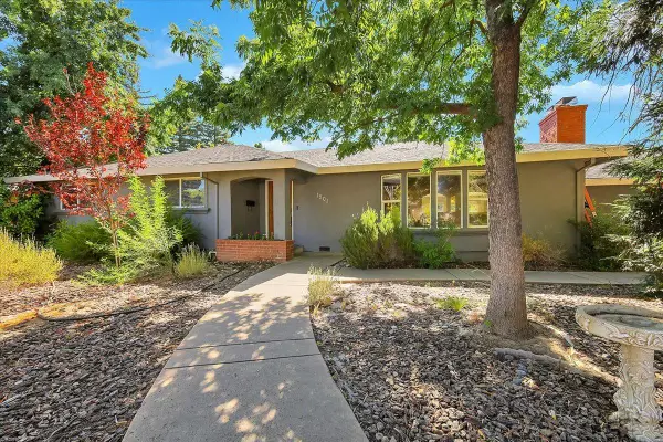 1501 Joby Lane, Sacramento, CA 95864