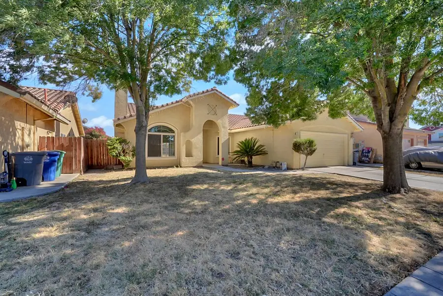 528 Burgundy Street, Los Banos, CA 93635 - #3