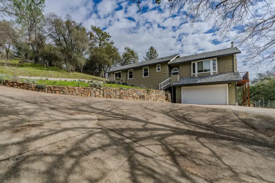 4016 Glory Hill Court, Mokelumne Hill, CA 95245 - #2