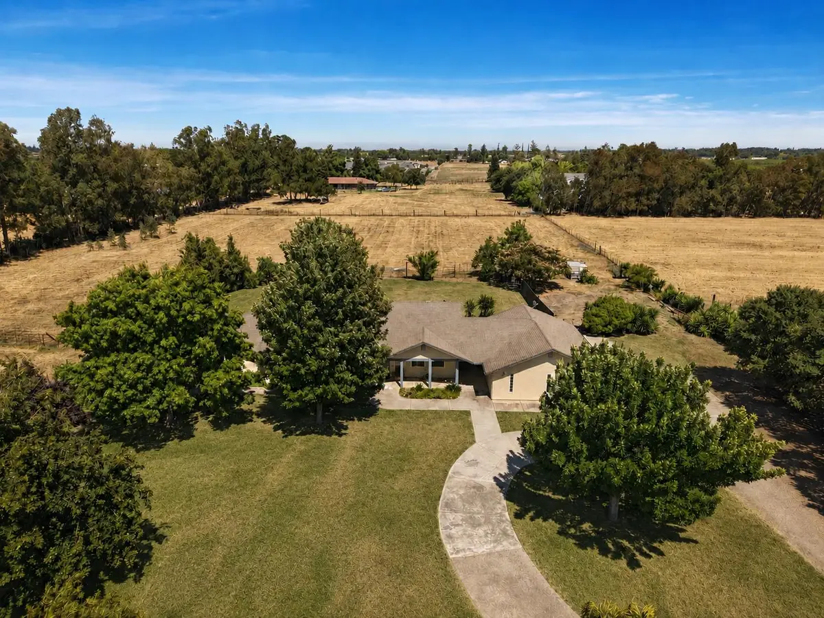 11220 N Golfview Road, Lodi, CA 95240 - #1