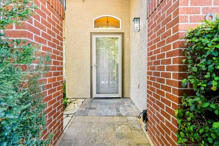908 Santiago Street, Davis, CA 95618 - #3