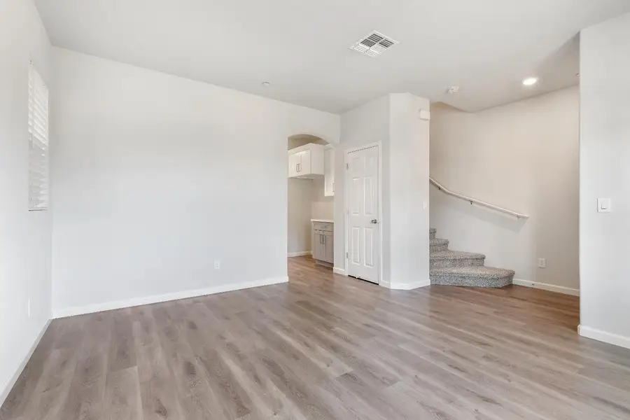 8167 Weeping Willow Lane, Sacramento, CA 95828 - #3