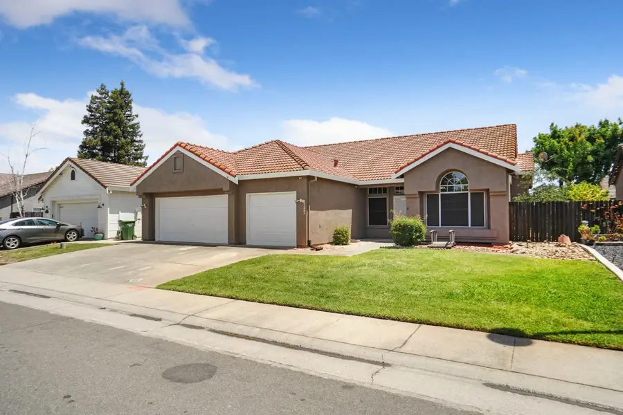 117 Sterling Oak Drive, Galt, CA 95632 - #3