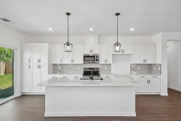 3856 Alexander Circle, Olivehurst, CA 95961
