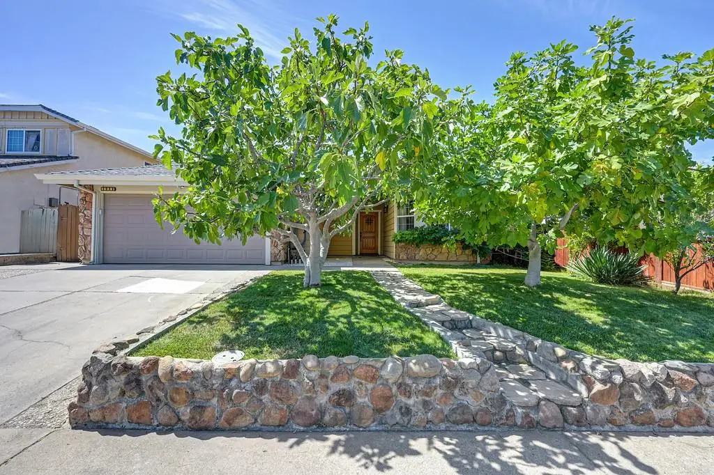 3958 N Country Drive, Antelope, CA 95843 - #1