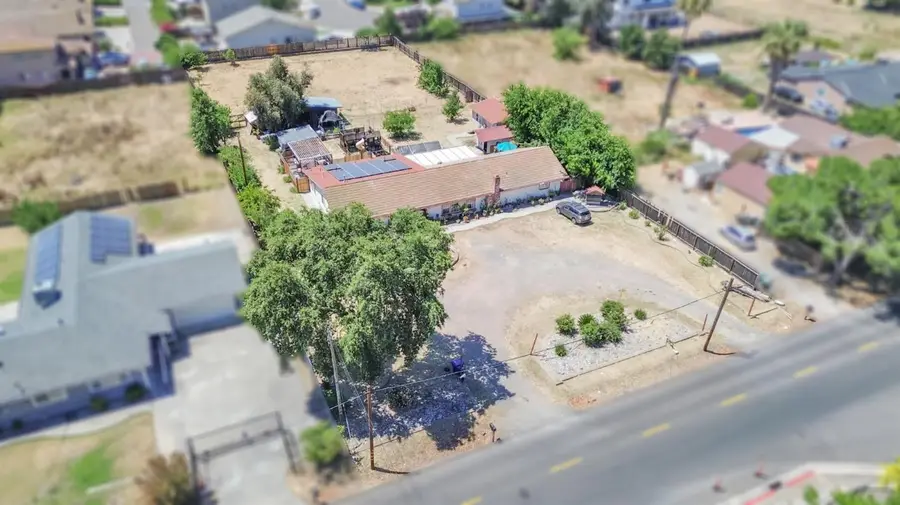 8156 Stevenson Avenue, Sacramento, CA 95828 - #2