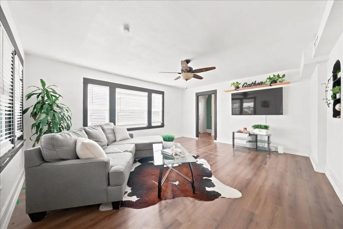 726 Rosalind Avenue, Yuba City, CA 95991 - #1