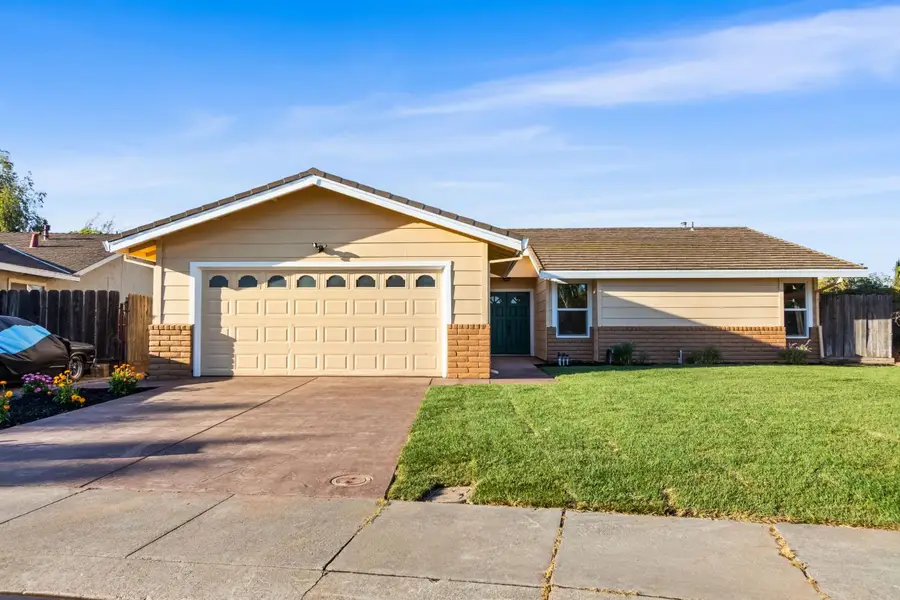 1166 Trailwood Avenue, Manteca, CA 95336 - #3