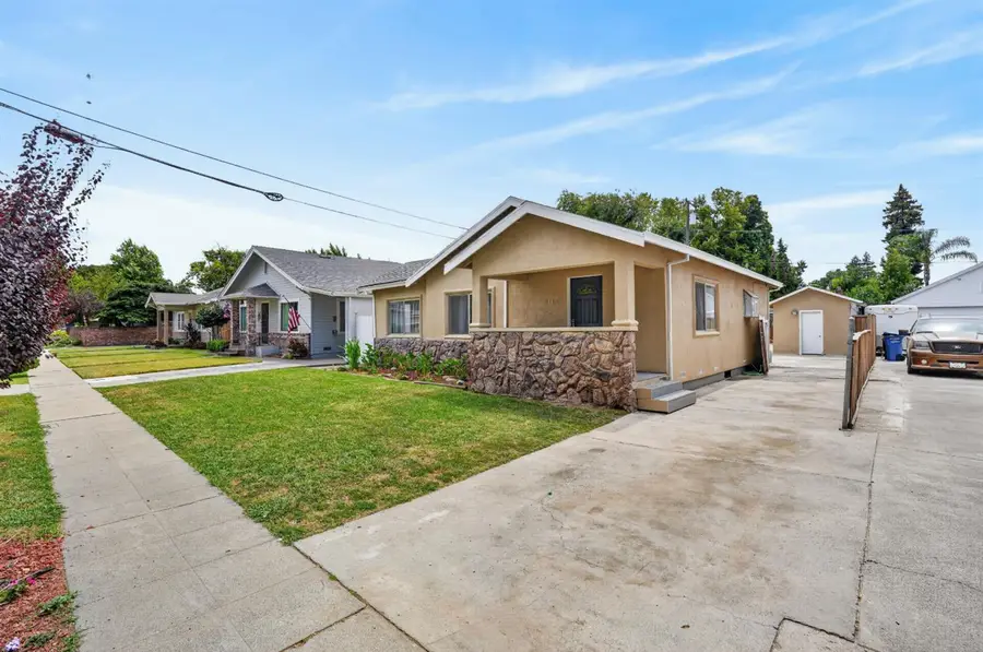 1160 1st Avenue, Walnut Grove, CA 95690 - #3
