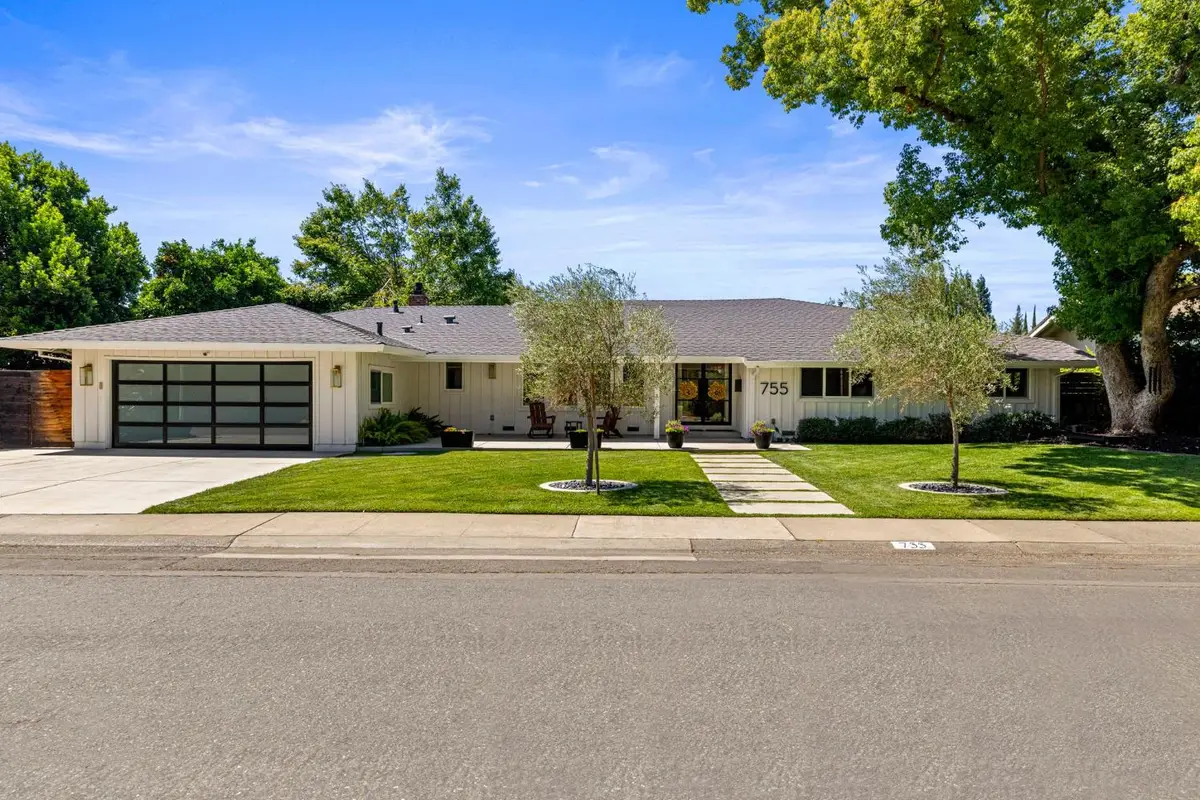 755 Regency Circle, Sacramento, CA 95864 - #1