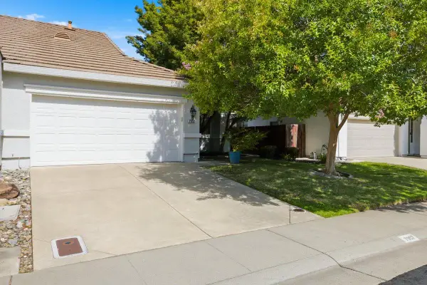 7957 Alpine View Drive, Roseville, CA 95757