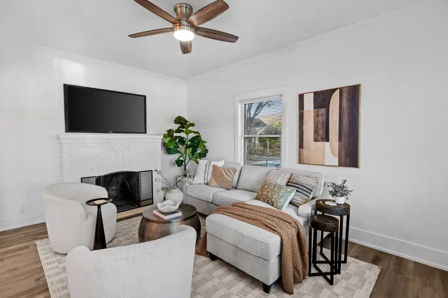 2100 9th Street, Sacramento, CA 95818 - #3