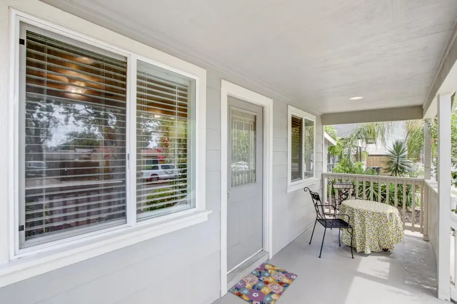 411 Berkeley Avenue, Roseville, CA 95678 - #3
