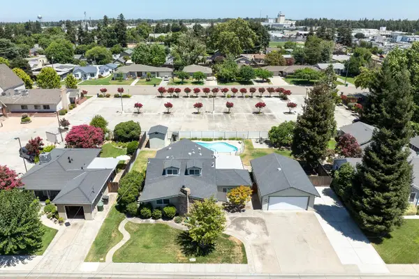 606 Palm Avenue, Ripon, CA 95366