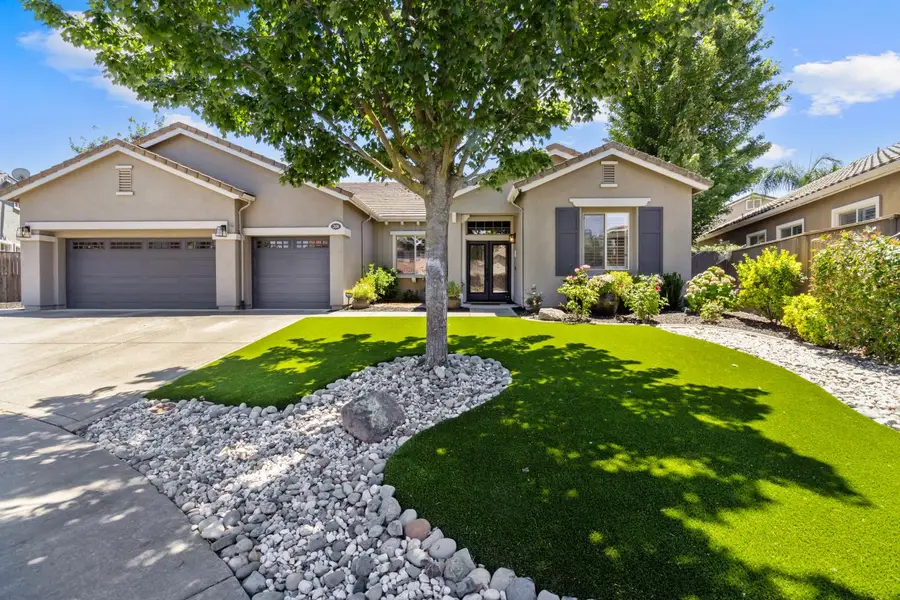 208 Fieldstone Court, Roseville, CA 95747 - #3